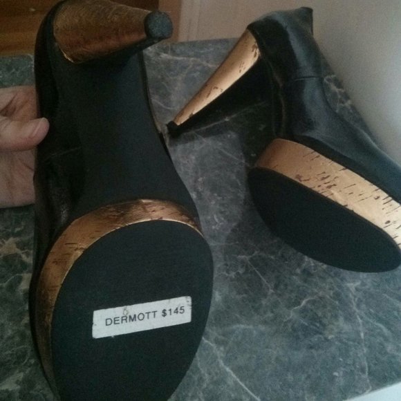 Patent Black & Gold Cork Platform Heels Size 6.5 - Picture 15 of 16